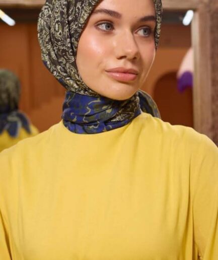 Khaki Ipekhan Retro Soft Scarf | Lightweight & Non-slip